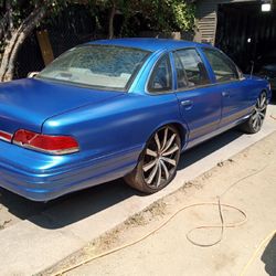 1994 Ford Crown Victoria