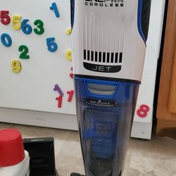 Hoover JET Multisurface 20v Wireless Vacuum