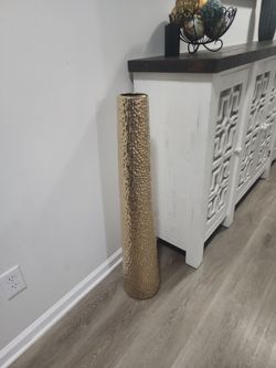 Gold vase