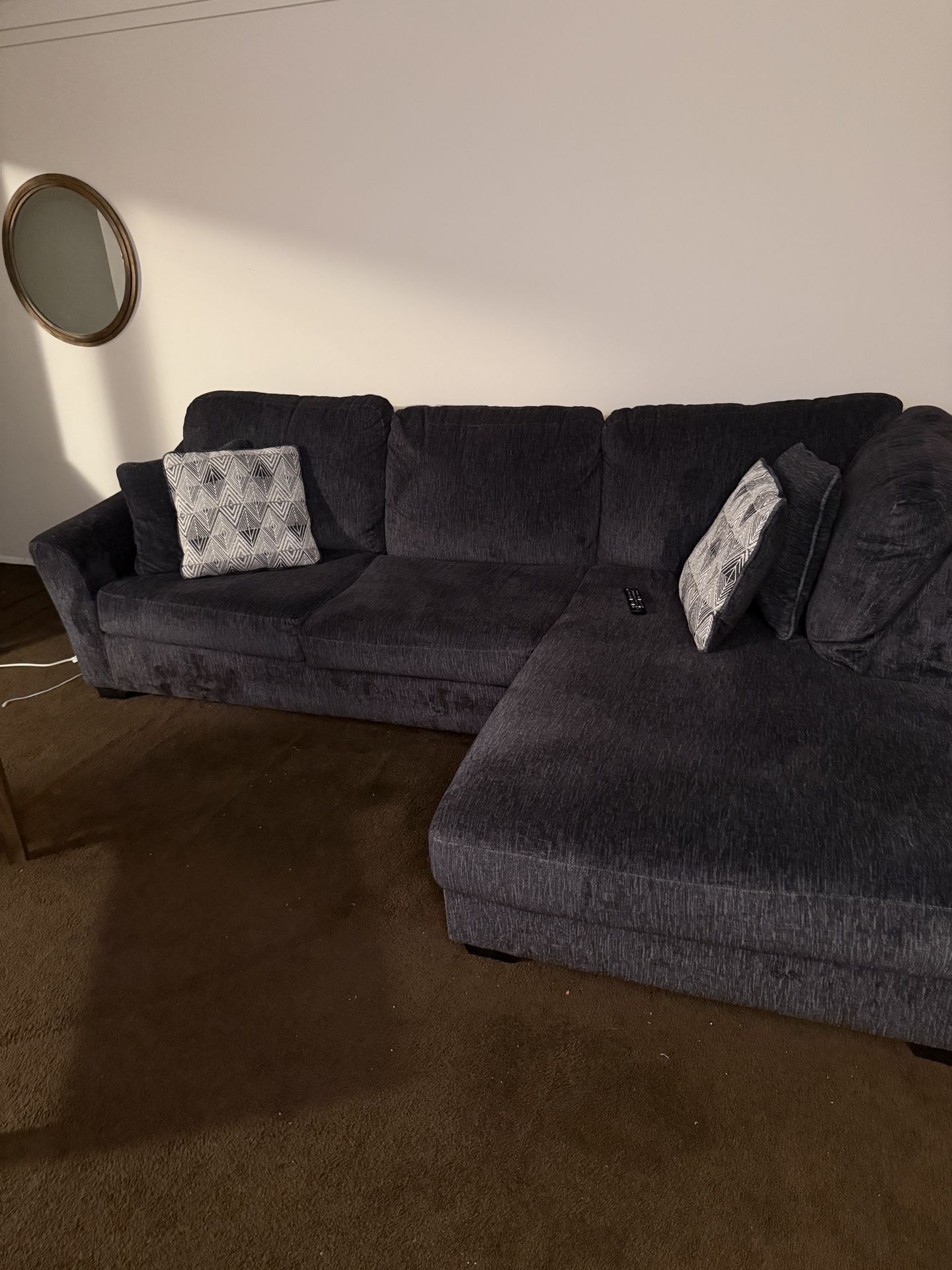 Couch Ashley Furniture 