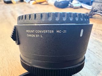 Canon EF to LUMIX L Mount adapter MC-21