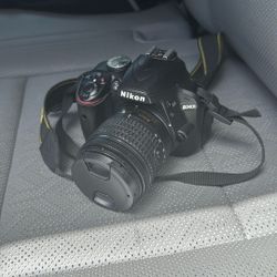 Nikon B3400