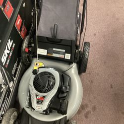 Murray Gas Lawnmower $200