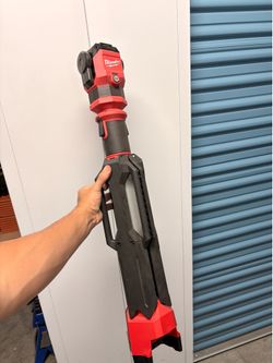 Milwaukee M12 cordless 1400 lumen rocket LED work light