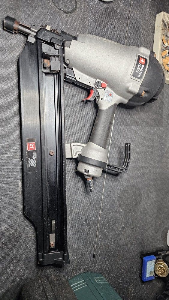 Pneumatic Nail Guns