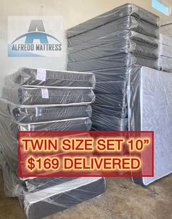 Twin mattress and box spring set (2pc - new) 