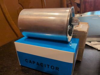 CAPACITOR