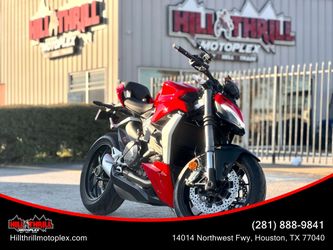 2024 DUCATI STREETFIGHTER V2
