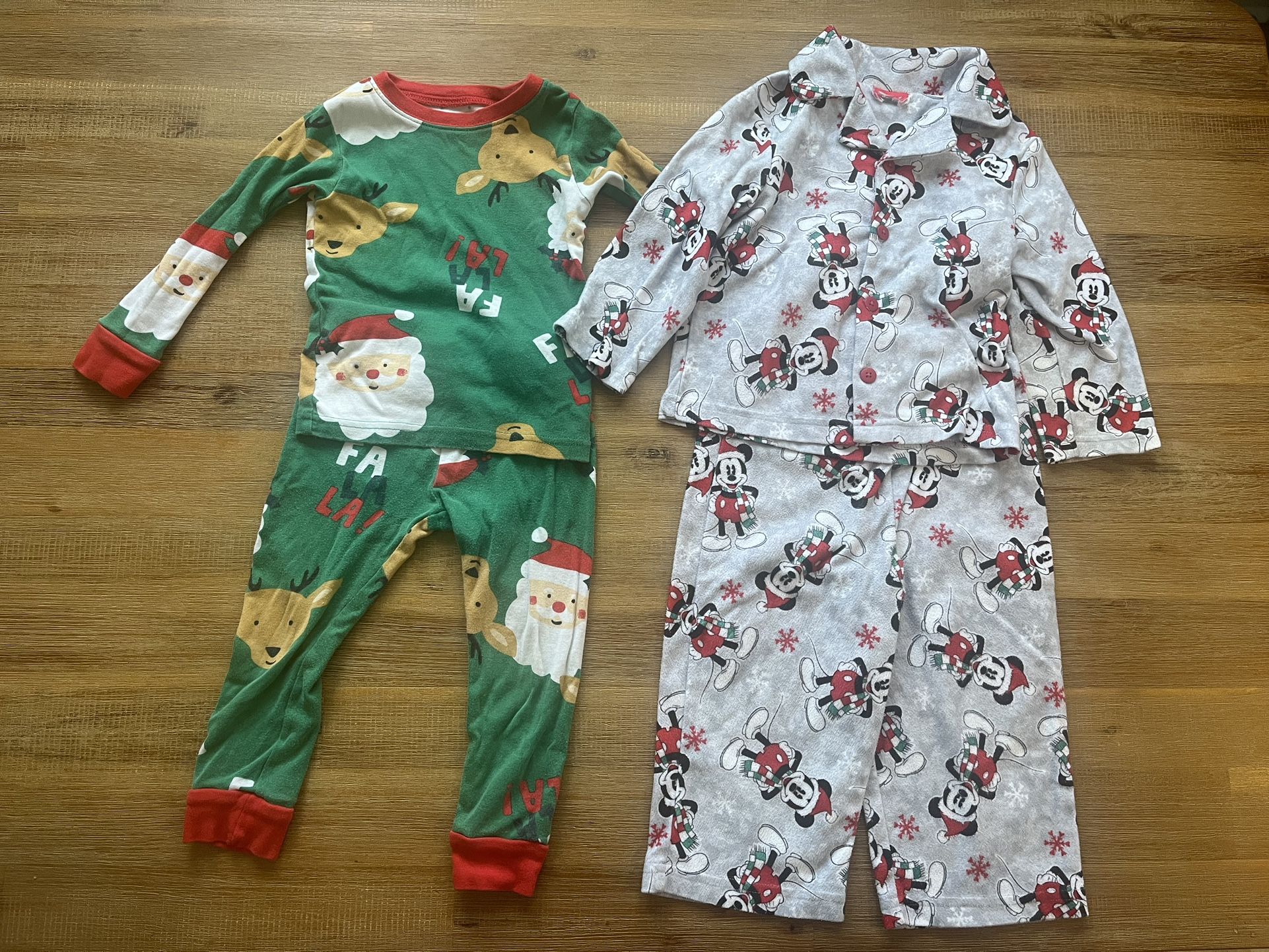 Boys 24mos Christmas Pijamas