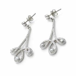 18k White Gold Diamond Earrings