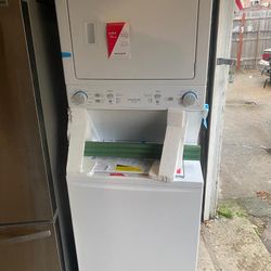 Frigidaire gas washer and dryer stackable new open box side 27   warranty ready to deliver $1199