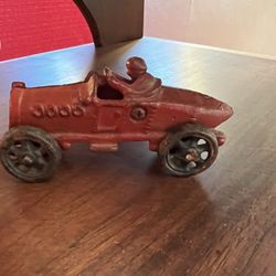 Cast-iron 1930s car toy