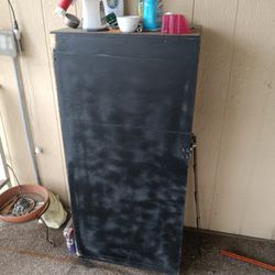 4 shelf Cabinet..With Lock