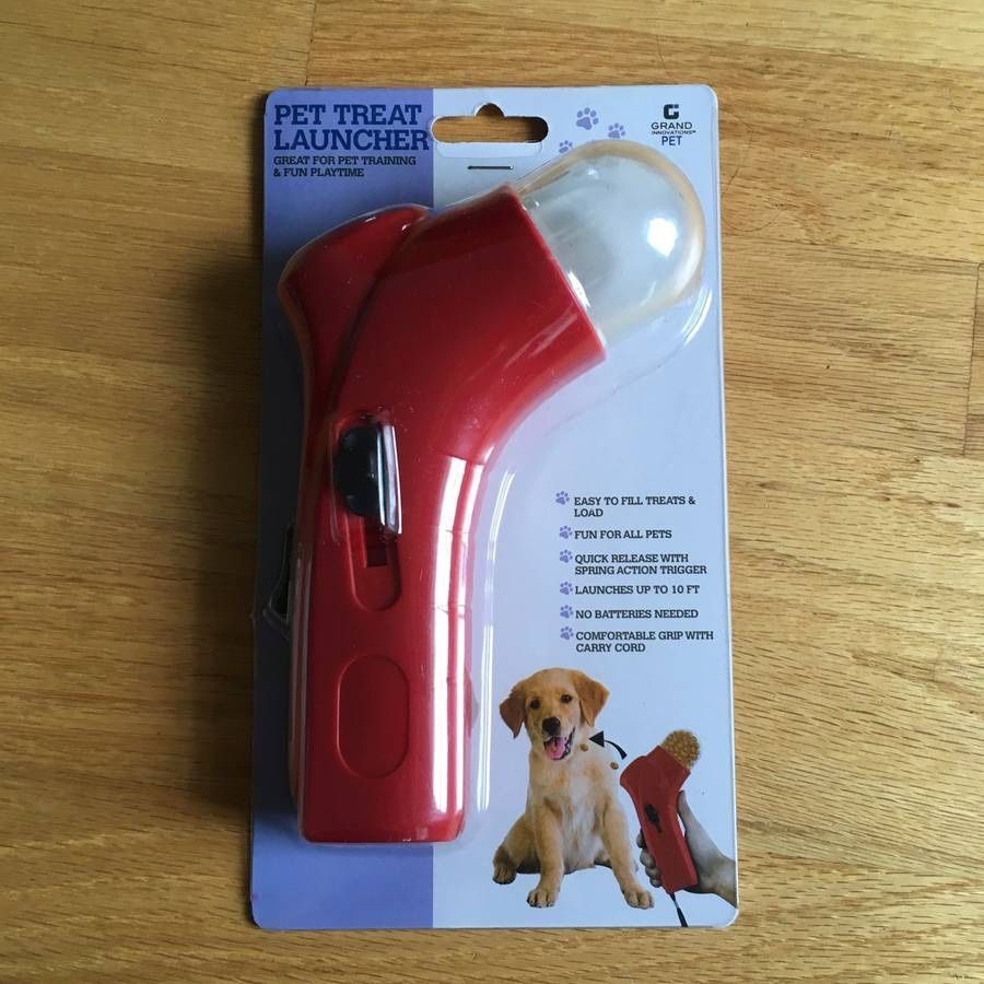 Grand Pet Treat Launcher for Dogs, Cats