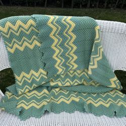 Handmade Crocheted Heavy Baby Blanket Green Teal Yellow Chevron Scalloped Afghan