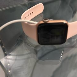 Apple Watch Series 3   60 $