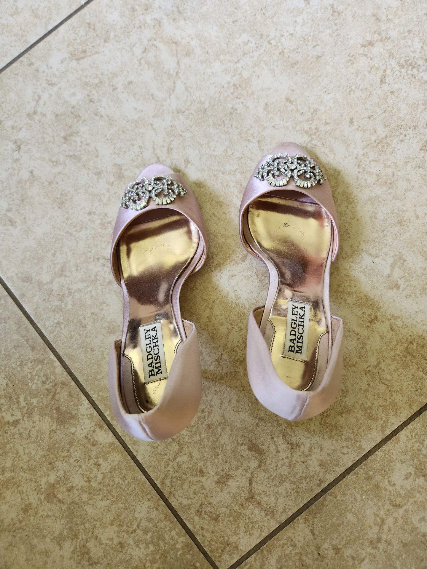 Badgley Mischka Salsa Pumps -Sz 8