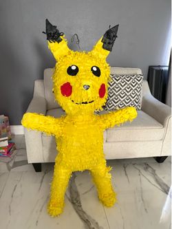 Pikachu piñata