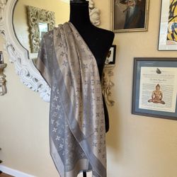 Double Sided Louis Vuitton Shawl Throw Wrap, Scarf
