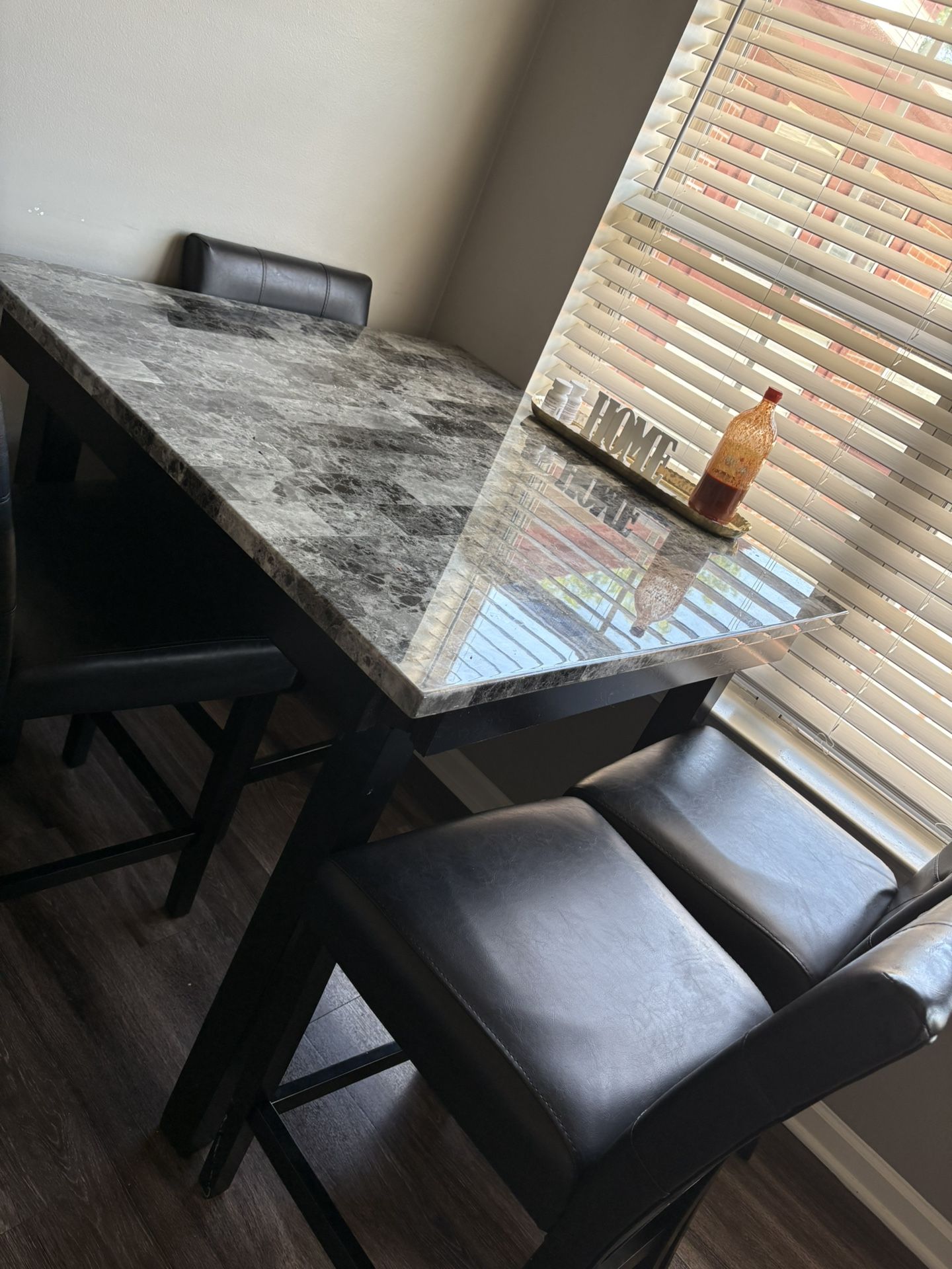 Dining Table & Chairs