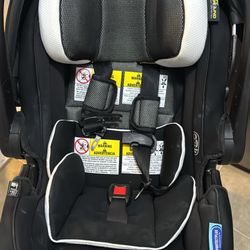 Graco snugride snugfit 35DLX car seat and base