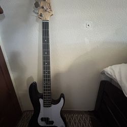 Bass 4 String  With Speaker Included