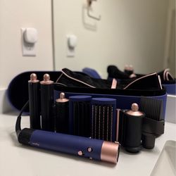 Dyson Airwrap in Jasper Plum limited edition