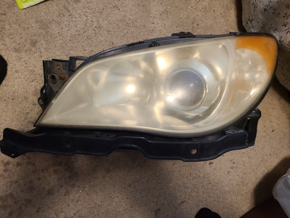 2006-2007 Subaru Impreza Drivers Side Headlight 