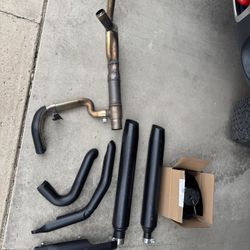 2024 Street glide Stock Exhaust System And Intake 