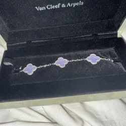 Vancleef & Arpels Vintage Alhambra Bracelet 5 Motifs 18K White Gold Chalcedony. Send Offers Of What You’d Like To Pay!
