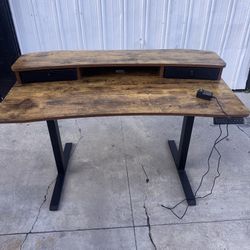 Huanuo electric adjustable desk sitting or standing with drawers 