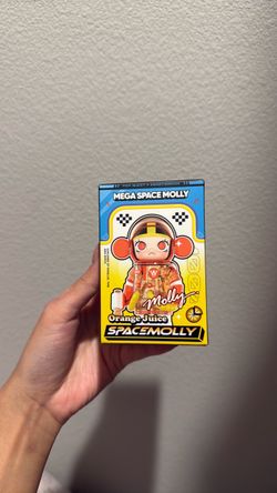 Popmart Molly 100% Series 4