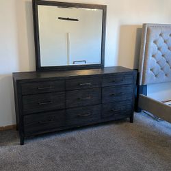 Infinity 9 Drawer Dresser & Mirror ( Bobs Furniture )