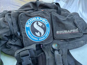 Scuba gear bag and all accessories