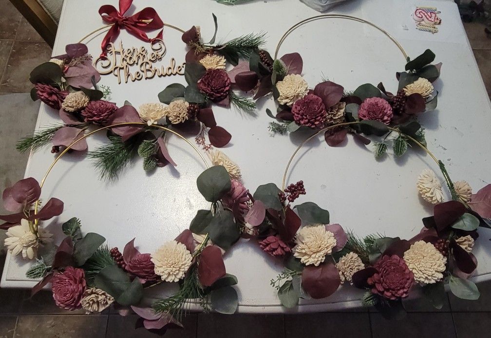 Burgundy, Gold, Black Wedding Decor