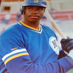 Baseball Framed Ken Griffey Jr Photo Early In Career I Believe 1989.   8x10 Frame Cash Porch Pickup Redmond 