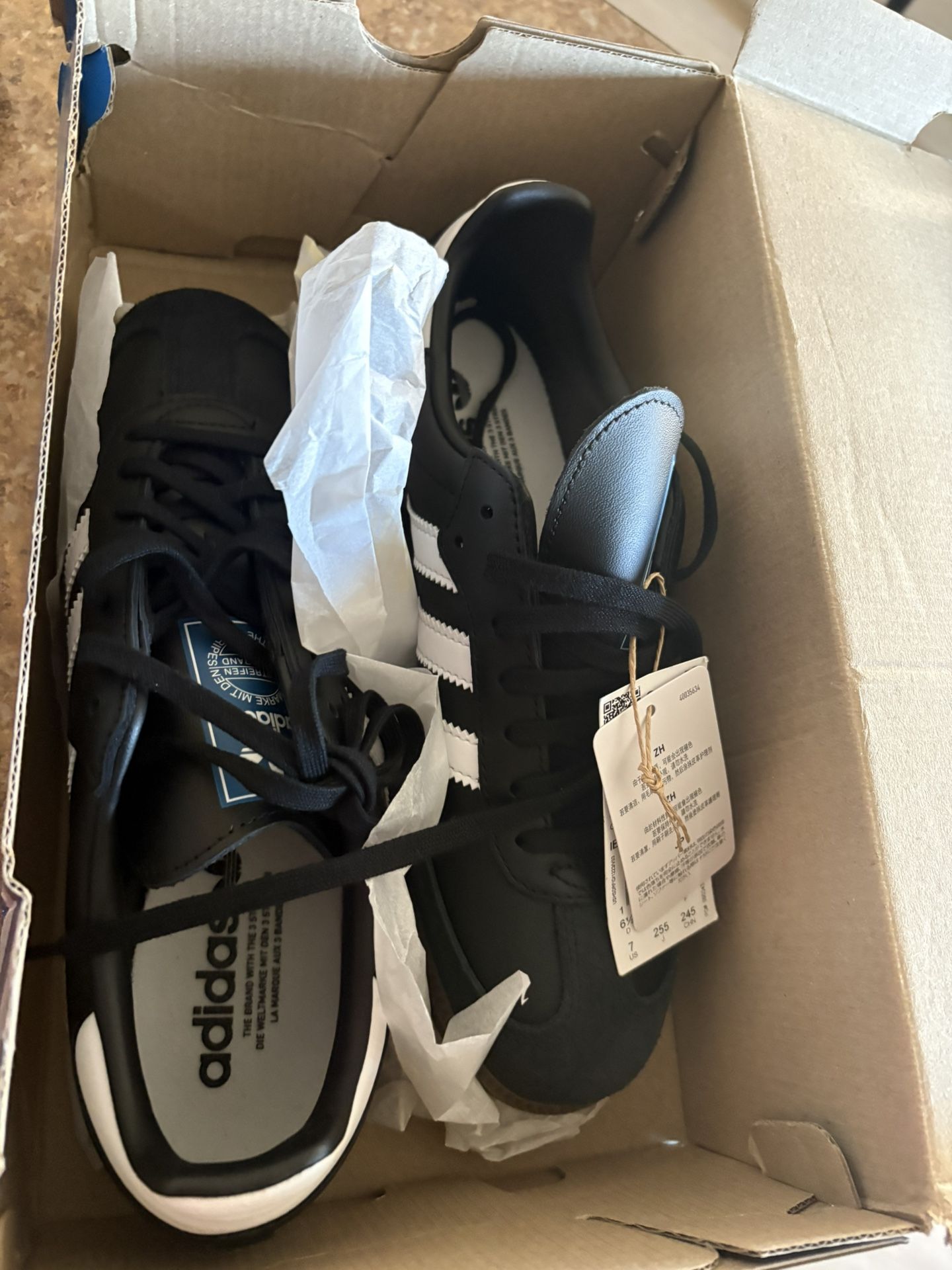 SAMBA OG J Tennis Shoes.