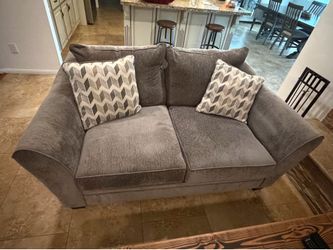 Love seat