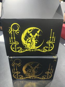 Sleeve chief Umbreon deck box