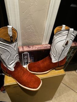 Mens Cowboy boots Size 10