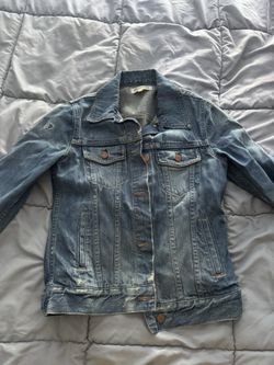Women’s Denim Jacket