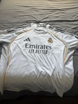 Real Madrid player jersey
