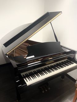 1999 Kawai RX3 Grand Piano