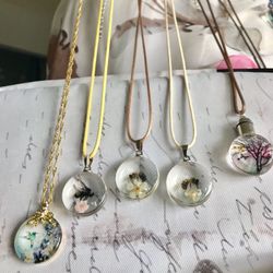 💥🔥GLASS CHARMS WITH ROPE 💥🔥