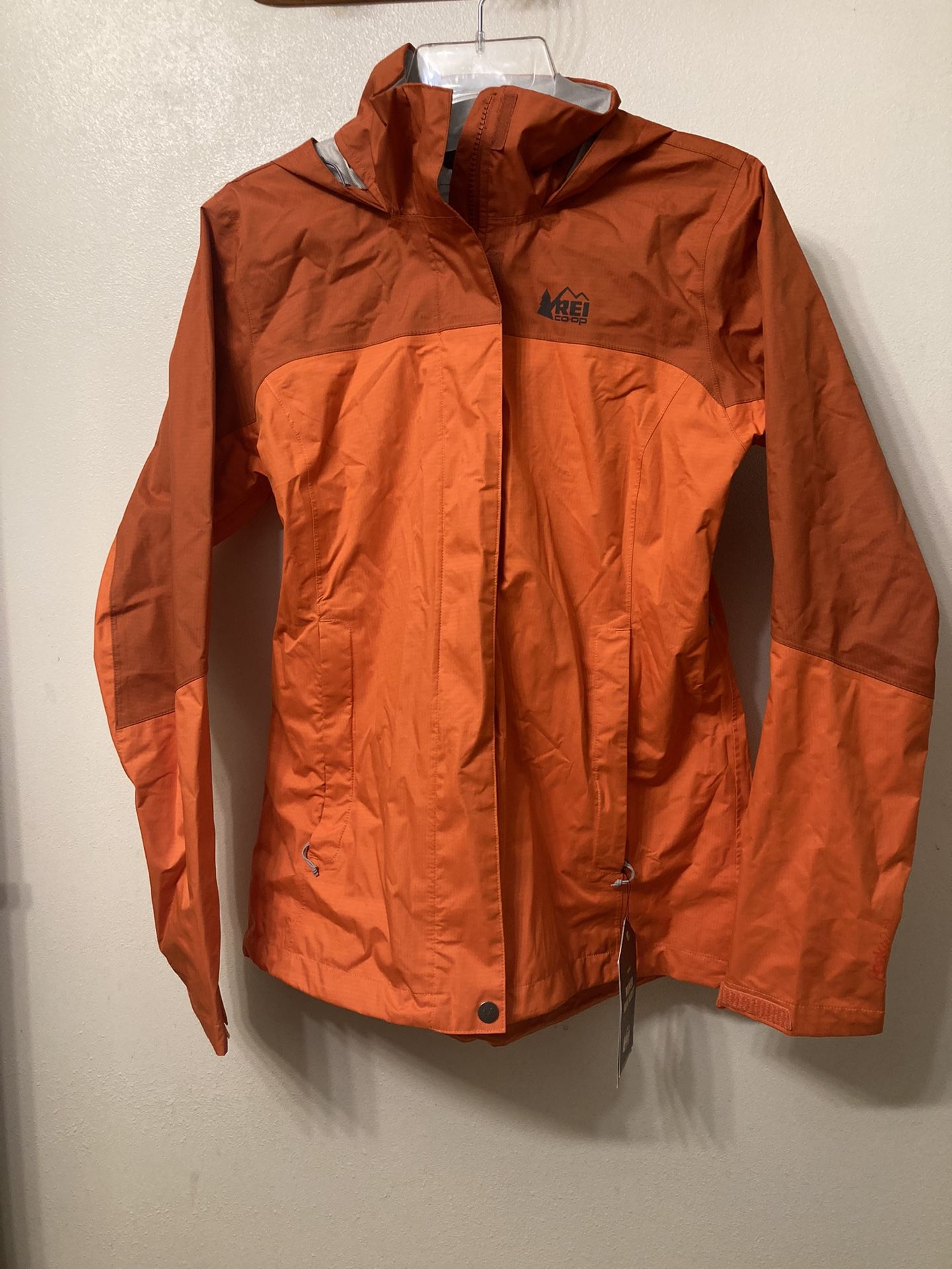 REI RAINCOAT JACKET
