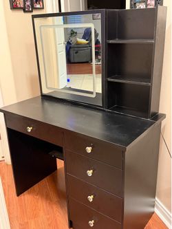 USED VANITY