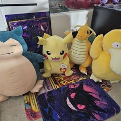 Pokemon Giant Plushies 