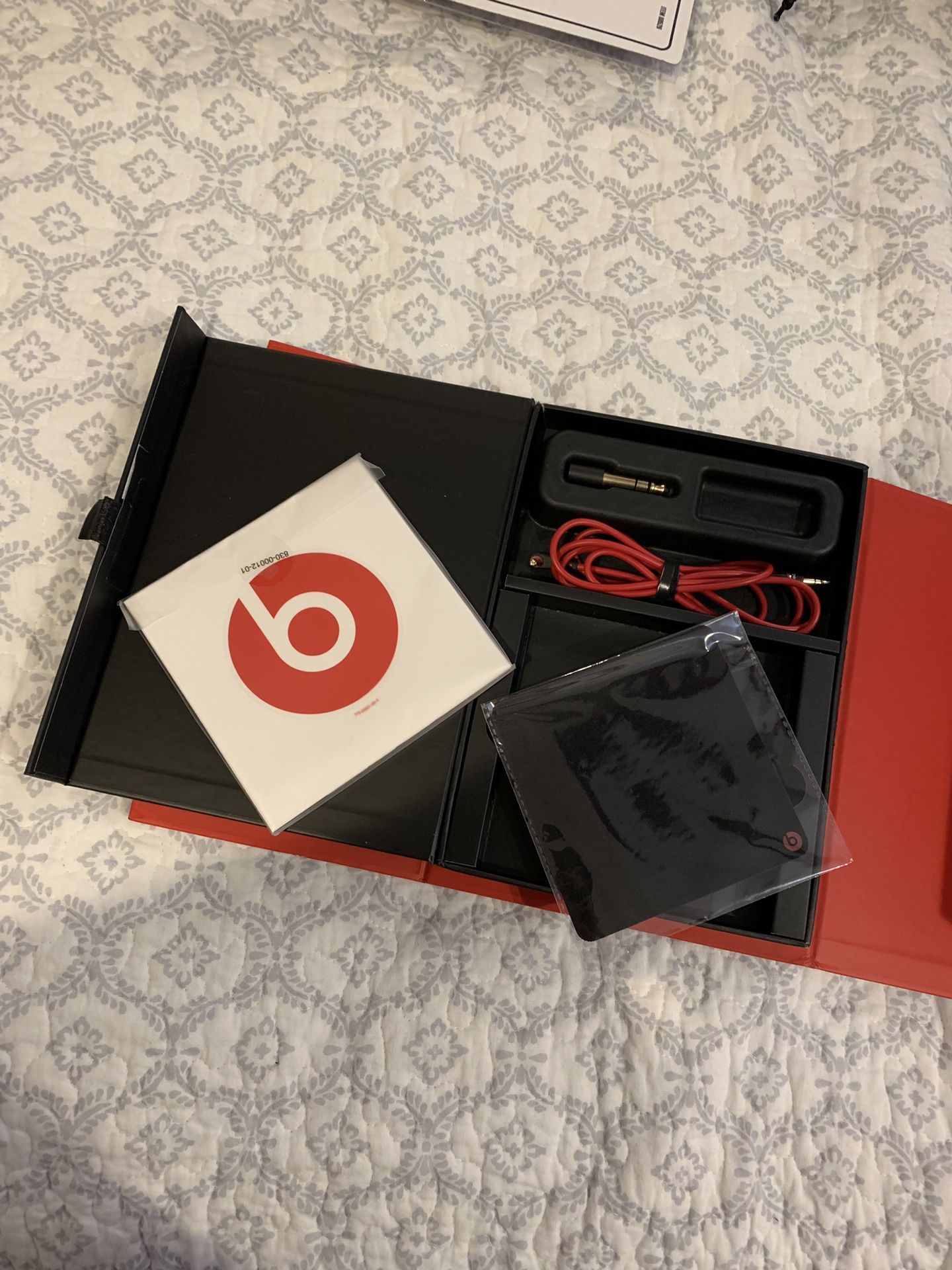 Beats studio 2nd gen!!