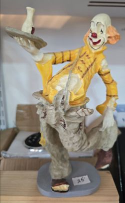 Vintage Clown Figurine, 10"H. PLEASE READ DESCRIPTION