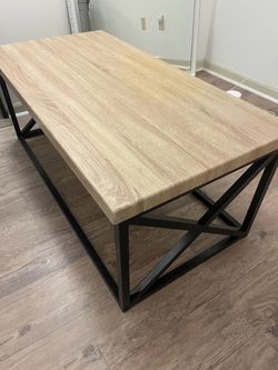 Matching Modern Coffee Table and End Table Set